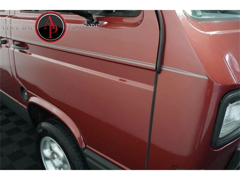 1989 Volkswagen Vanagon - Image 19 of 31
