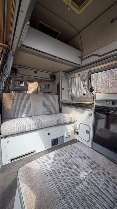 1989 Volkswagen Vanagon - Image 8 of 20