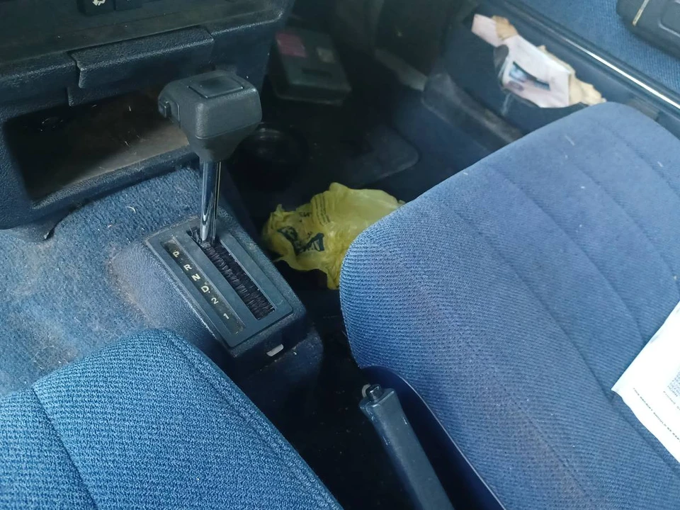 1989 Volvo 244 - Image 7 of 11