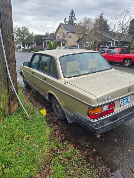 1989 Volvo 244 - Image 4 of 11