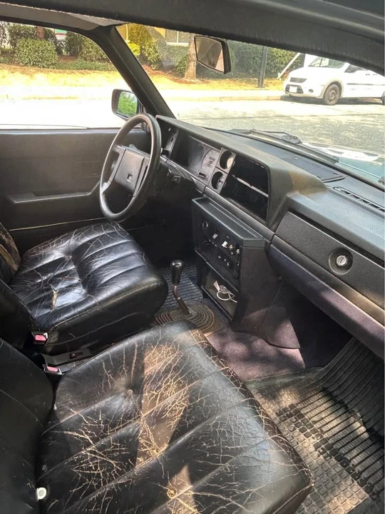 1989 Volvo 244 - Image 5 of 7