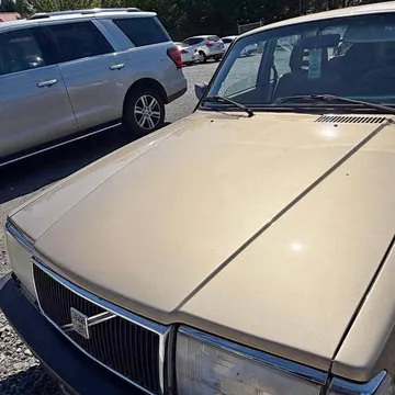 1989 Volvo 240 Sedan