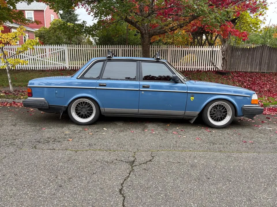 1989 Volvo 244 - Image 4 of 8