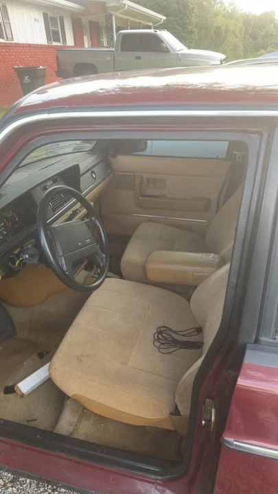 1989 Volvo 244 - Image 5 of 6