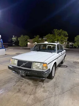 1989 Volvo 240 Sedan 4D