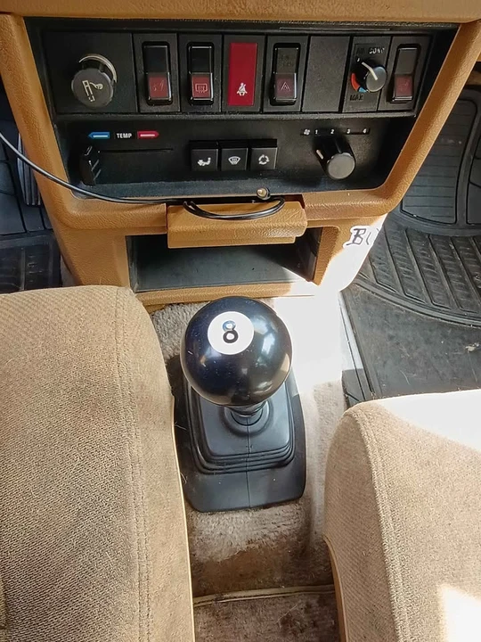 1989 Volvo 244 - Image 14 of 20