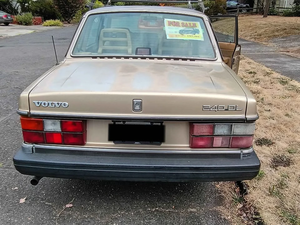 1989 Volvo 244 - Image 8 of 20