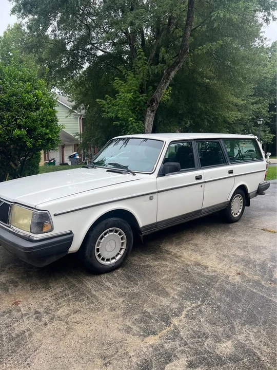 1989 Volvo 245 - Image 2 of 13