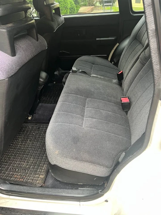 1989 Volvo 245 - Image 11 of 13