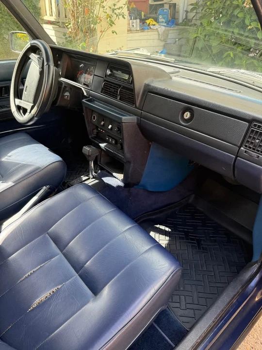 1989 Volvo 245 - Image 14 of 16