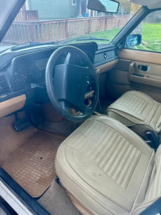 1989 Volvo 244 - Image 4 of 5