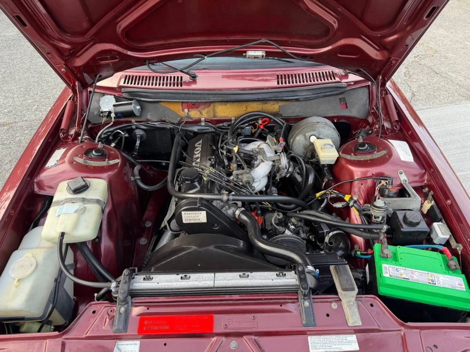 1989 Volvo 244 - Image 11 of 23
