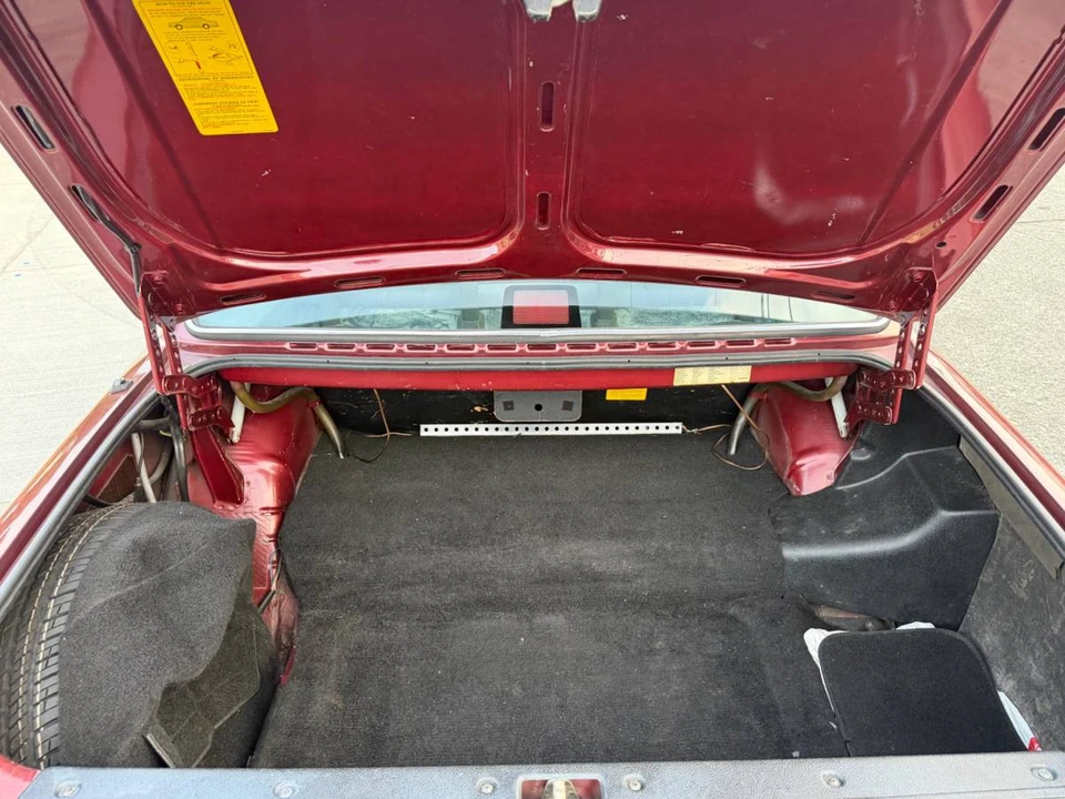 1989 Volvo 244 - Image 10 of 23