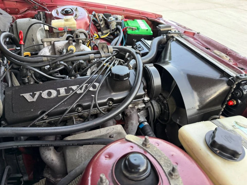 1989 Volvo 244 - Image 12 of 23