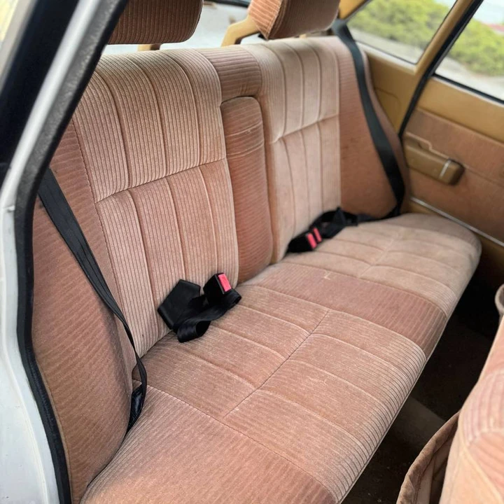 1989 Volvo 244 - Image 20 of 23