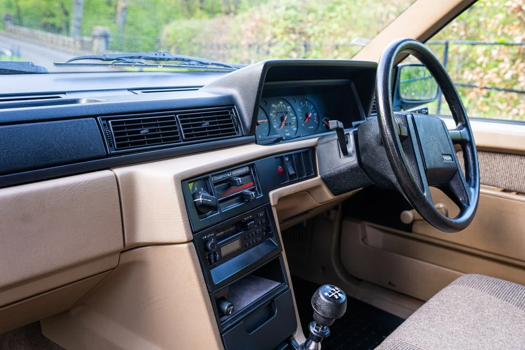 1989 Volvo 740 - Image 28 of 30
