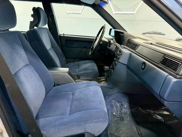 1989 Volvo 740 - Image 18 of 21