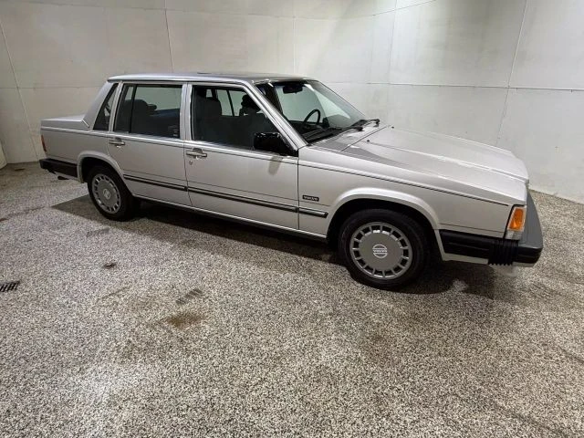 1989 Volvo 740 - Image 8 of 21