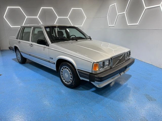 1989 Volvo 740 - Image 2 of 21