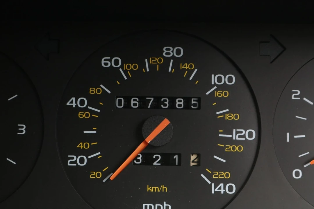 1989 Volvo 740 - Image 21 of 30