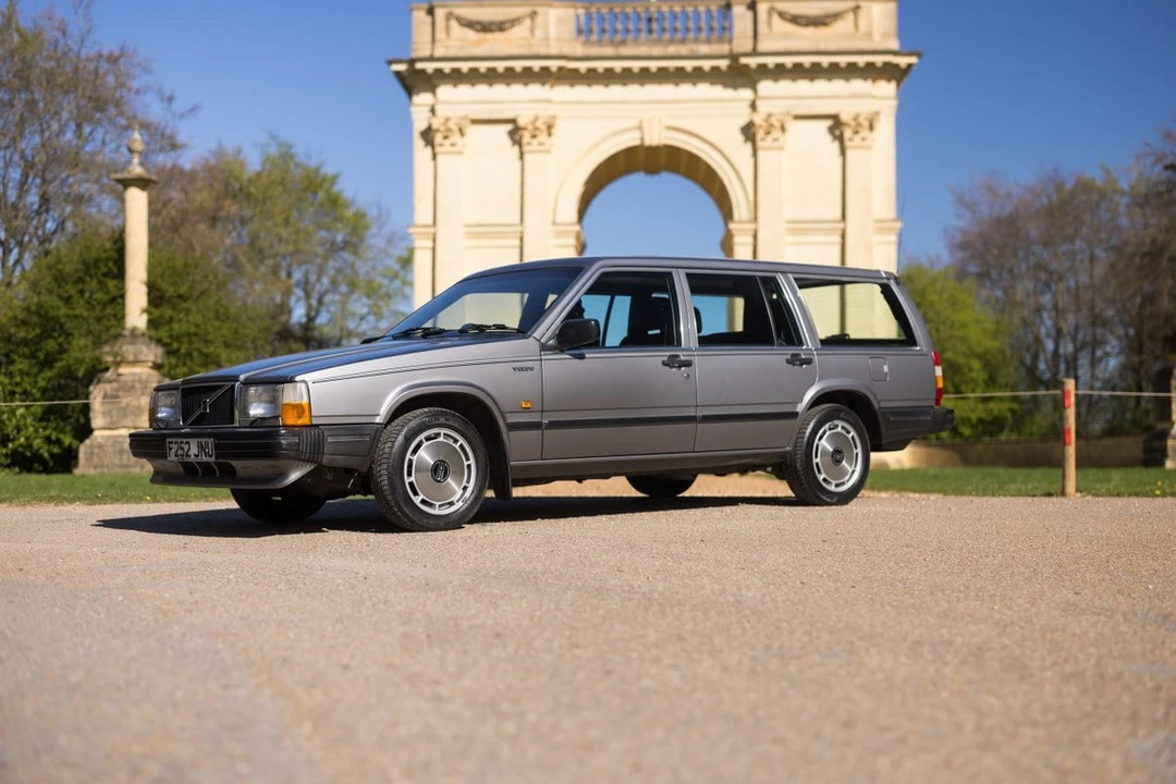 1989 Volvo 740 - Image 2 of 30