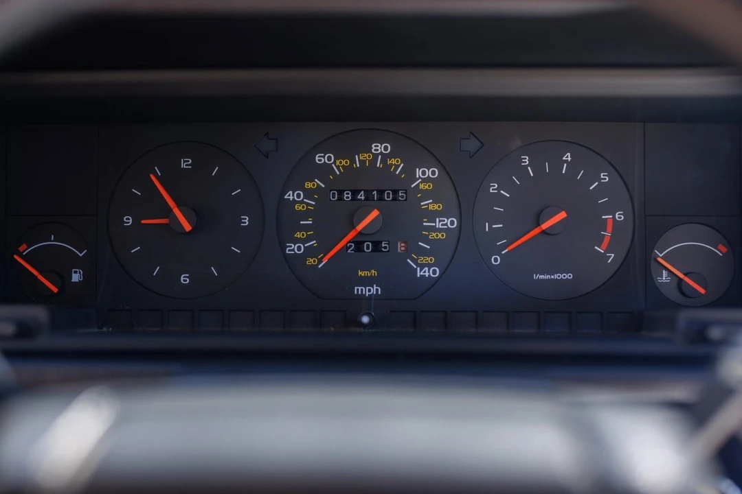 1989 Volvo 740 - Image 21 of 30