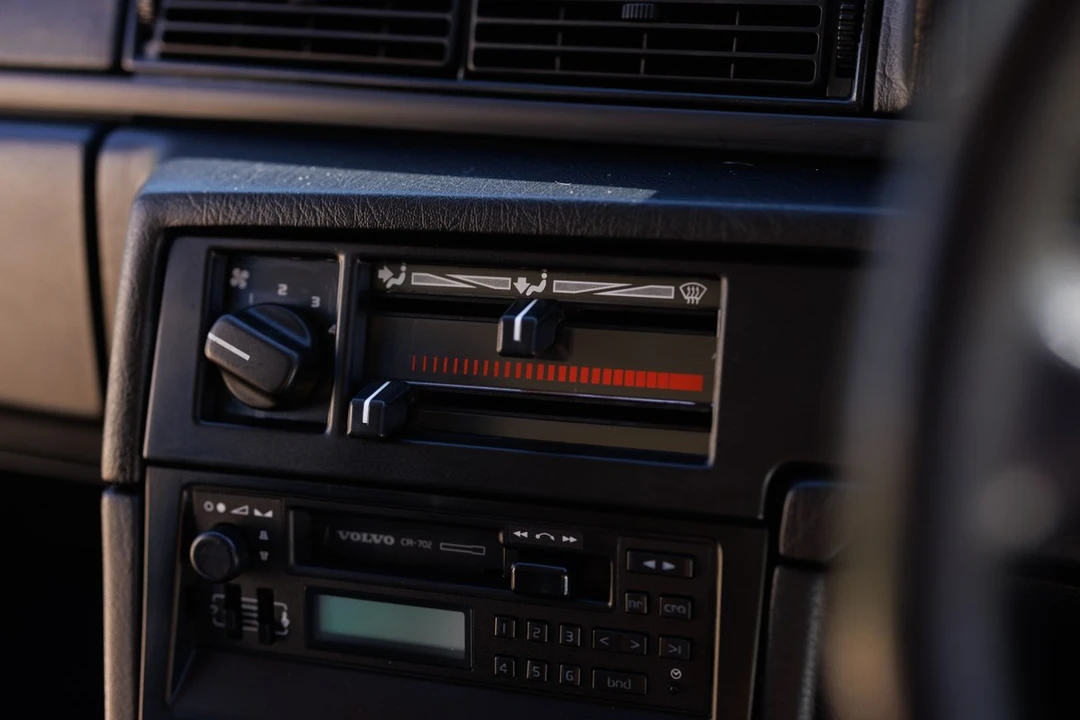 1989 Volvo 740 - Image 25 of 30