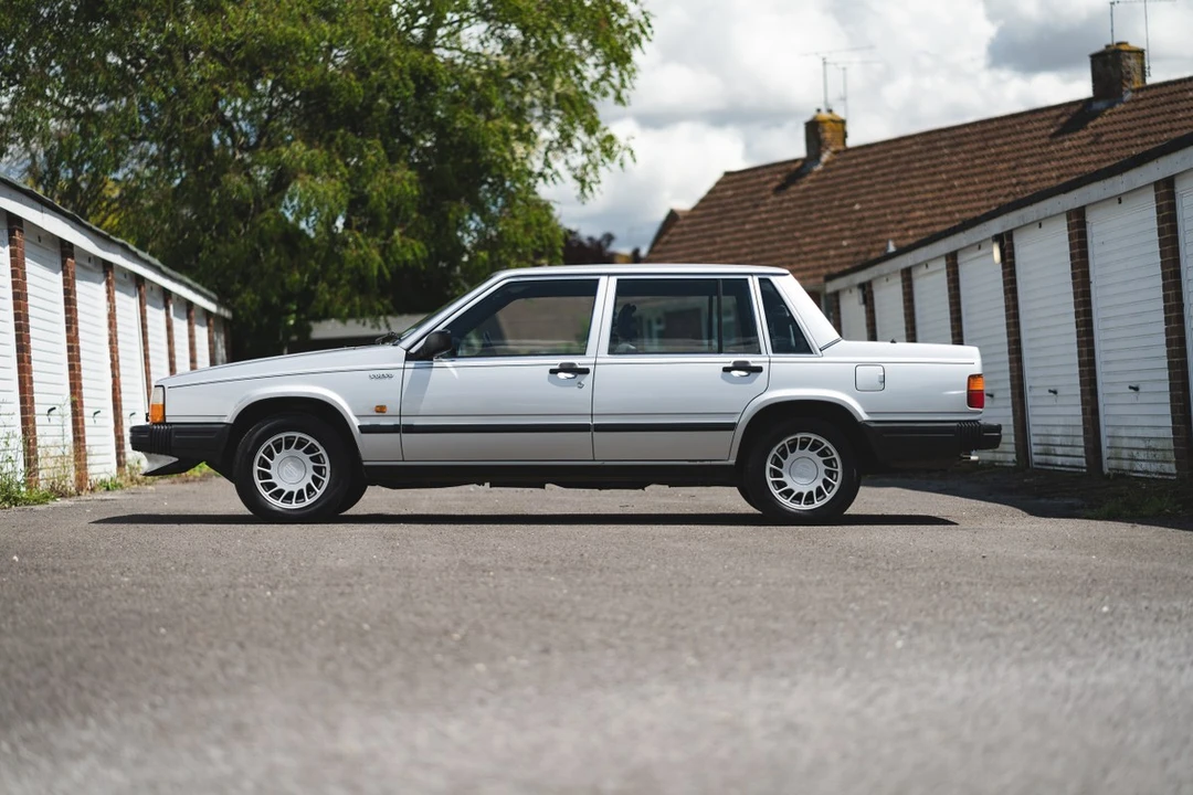 1989 Volvo 740 - Image 5 of 30