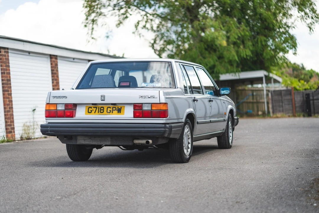 1989 Volvo 740 - Image 10 of 30