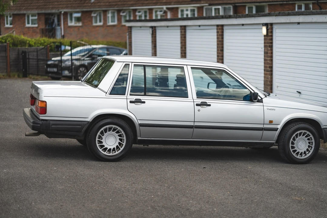 1989 Volvo 740 - Image 7 of 30
