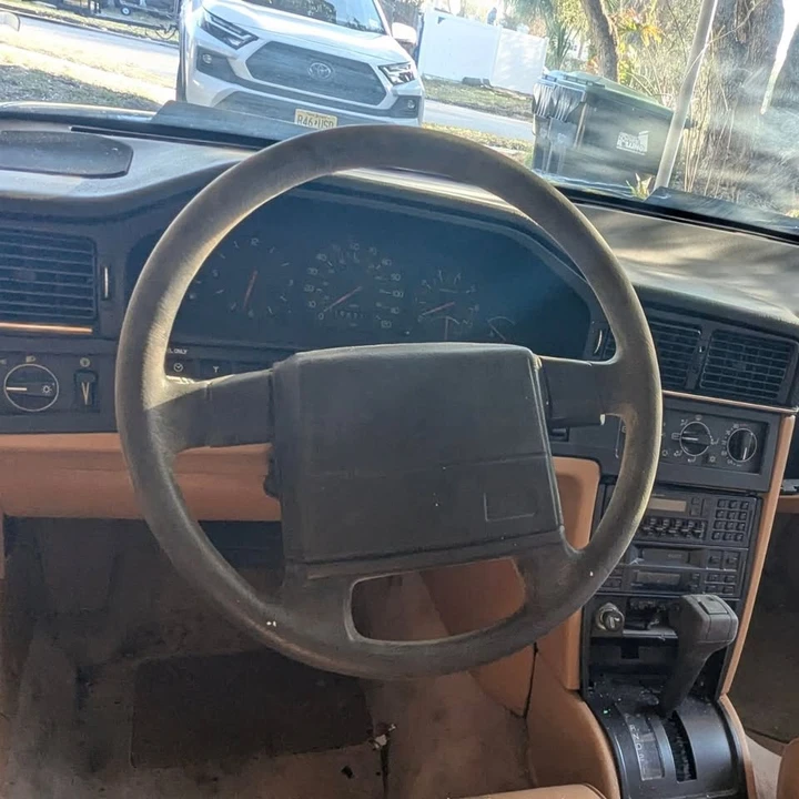 1989 Volvo 760 - Image 10 of 11
