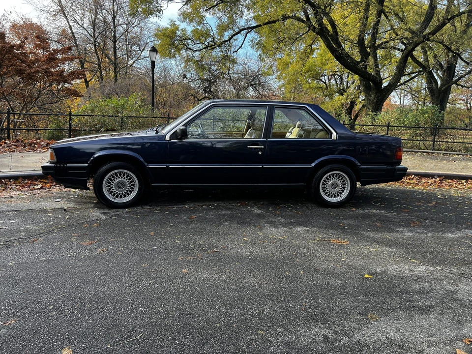 1989 Volvo 780 - Image 13 of 31