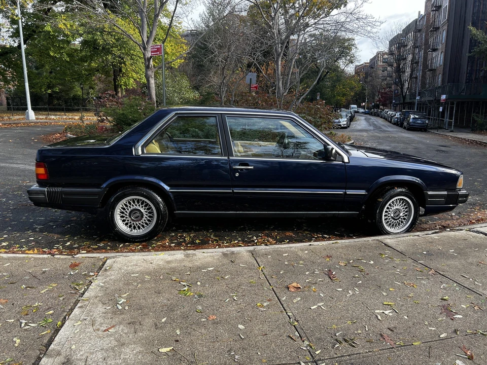 1989 Volvo 780 - Image 29 of 31