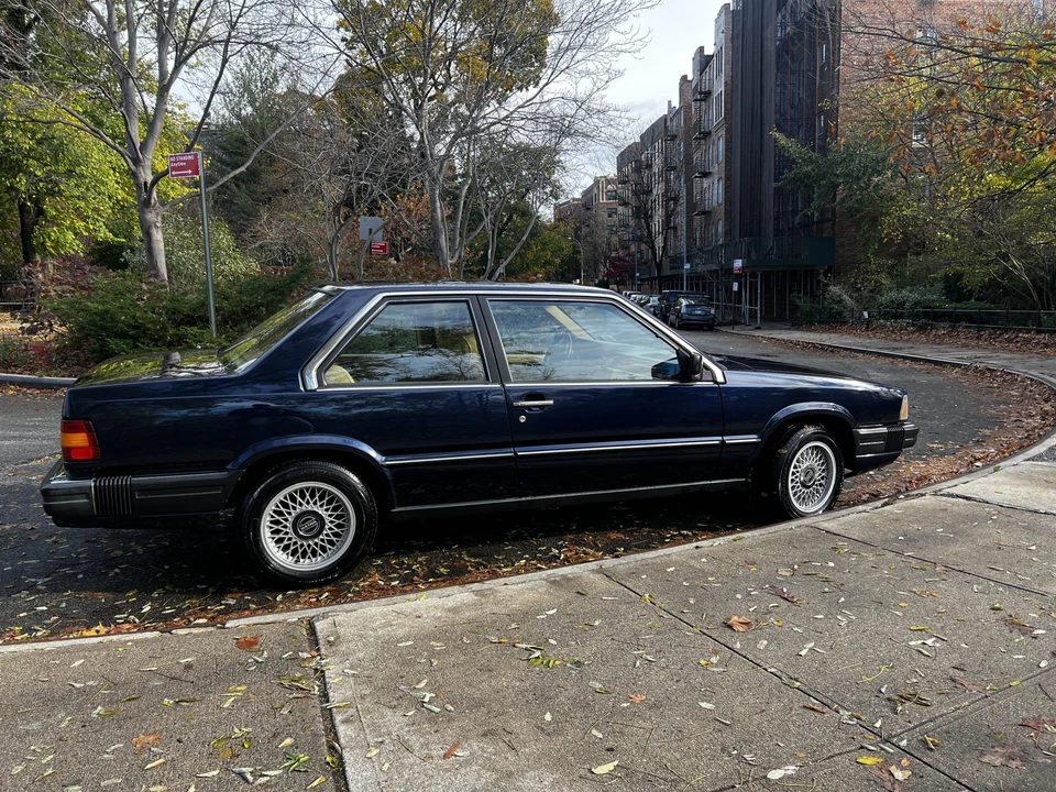 1989 Volvo 780 - Image 28 of 31