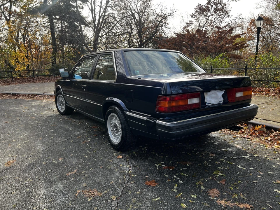 1989 Volvo 780 - Image 19 of 31