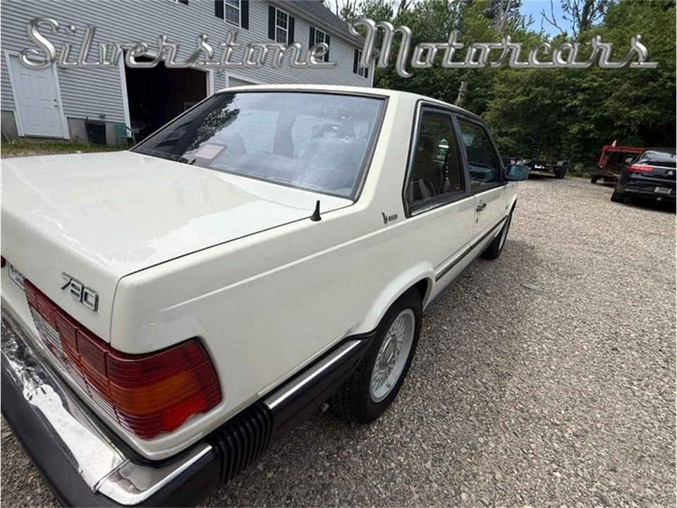 1989 Volvo 780 - Image 19 of 31