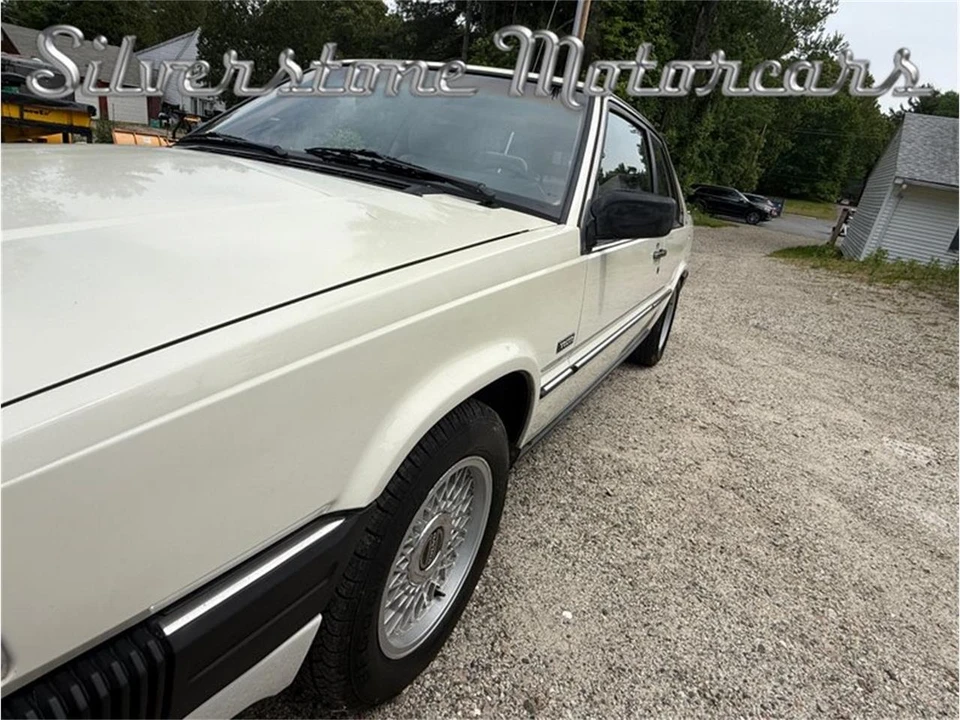 1989 Volvo 780 - Image 11 of 31