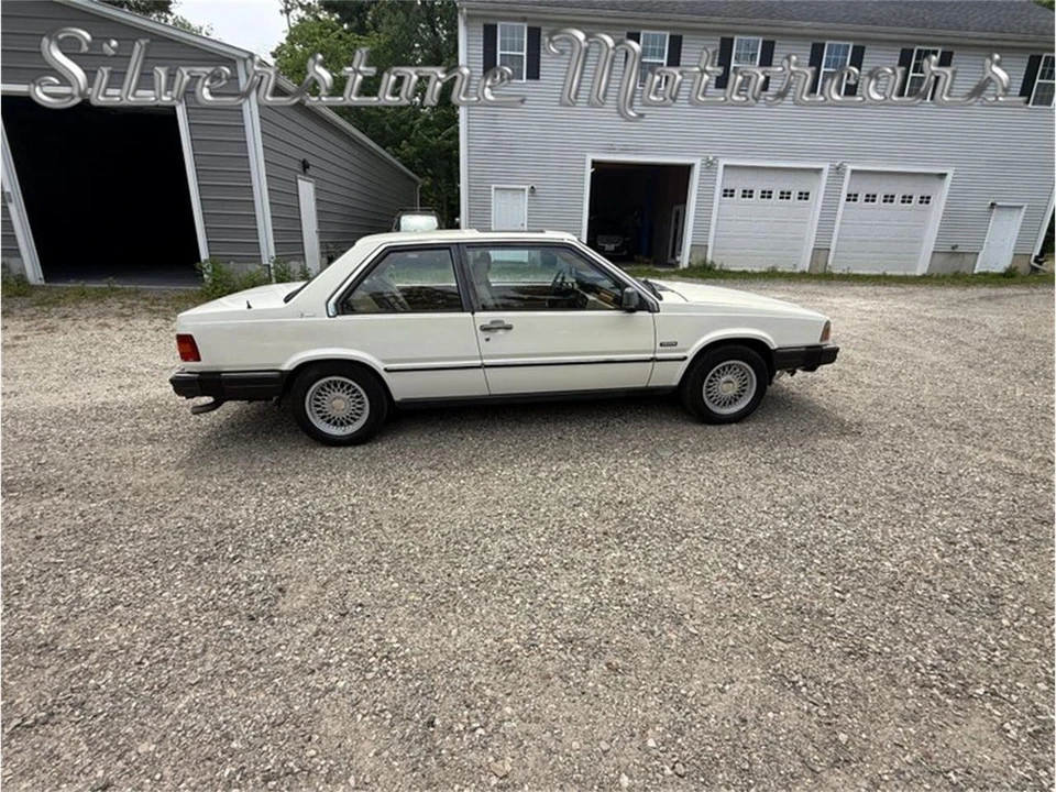 1989 Volvo 780 - Image 9 of 31