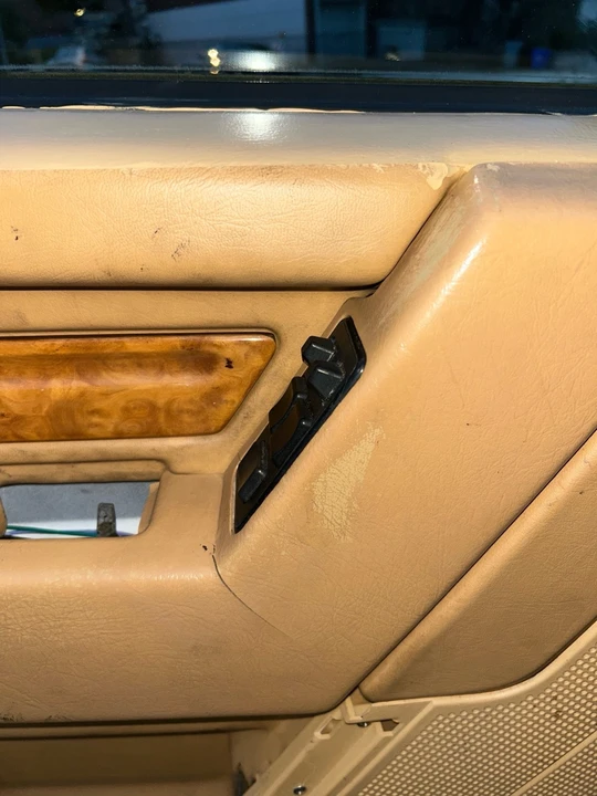 1989 Volvo 780 - Image 22 of 27