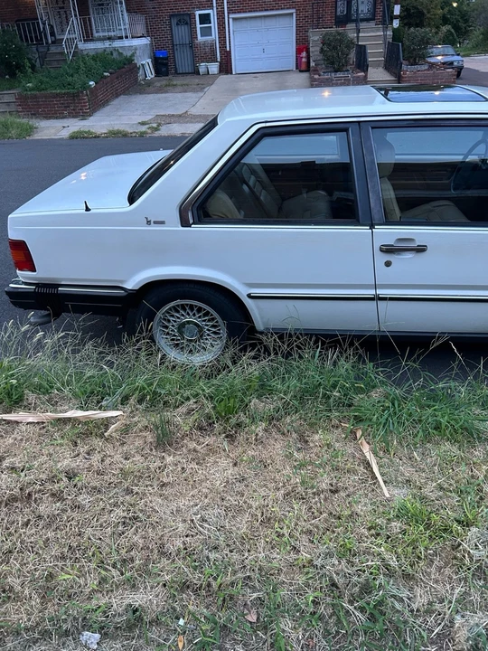 1989 Volvo 780 - Image 5 of 27