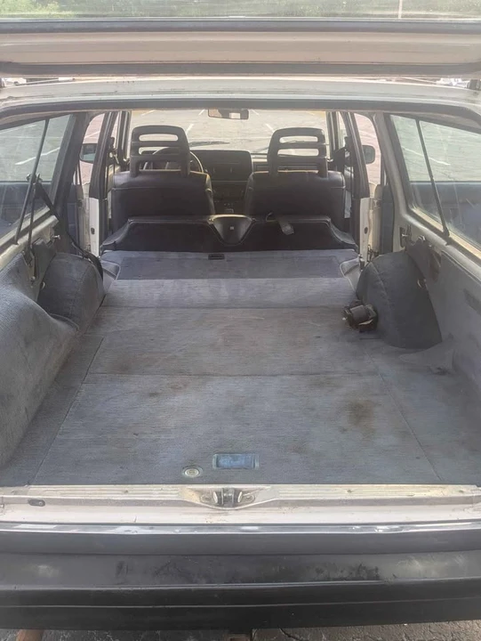 1989 Volvo 244 - Image 15 of 17