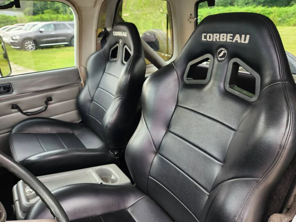 1989 Jeep YJ Wrangler - Image 8 of 14