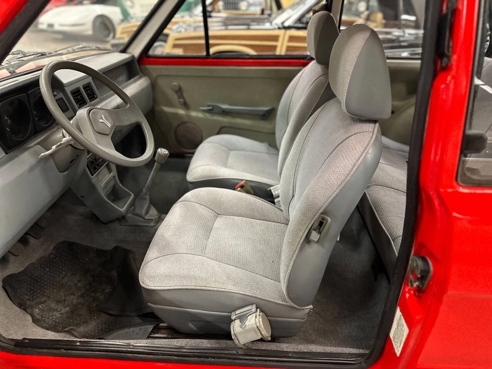 1989 Yugo - Image 9 of 21