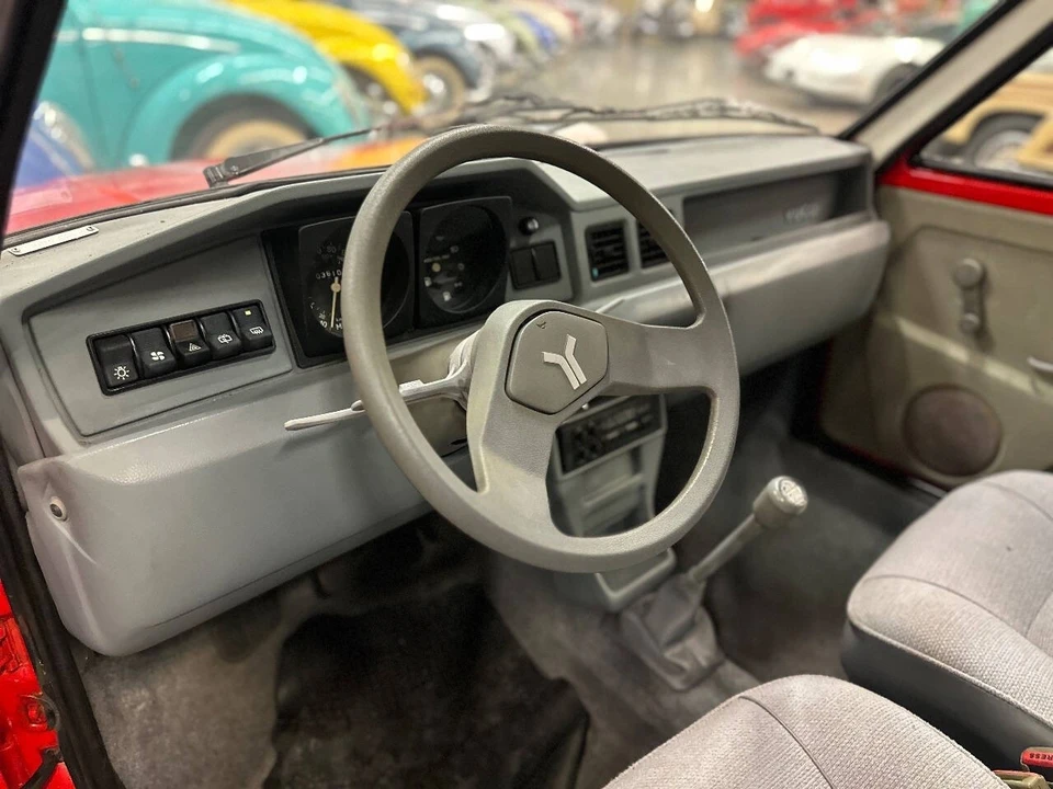 1989 Yugo - Image 10 of 21