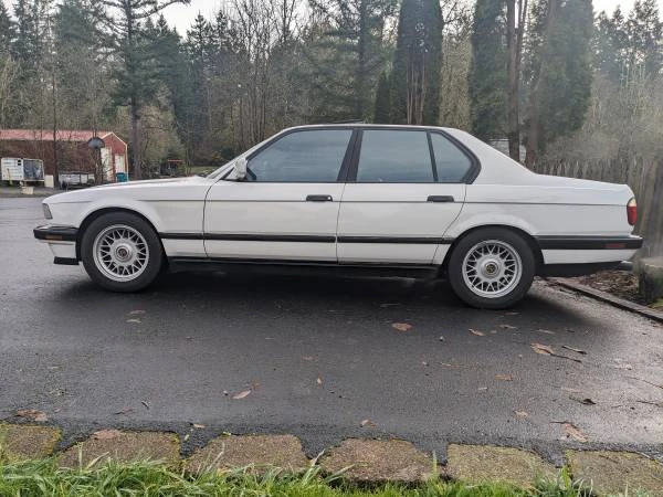 1989 BMW E32 7 Series - Image 11 of 18