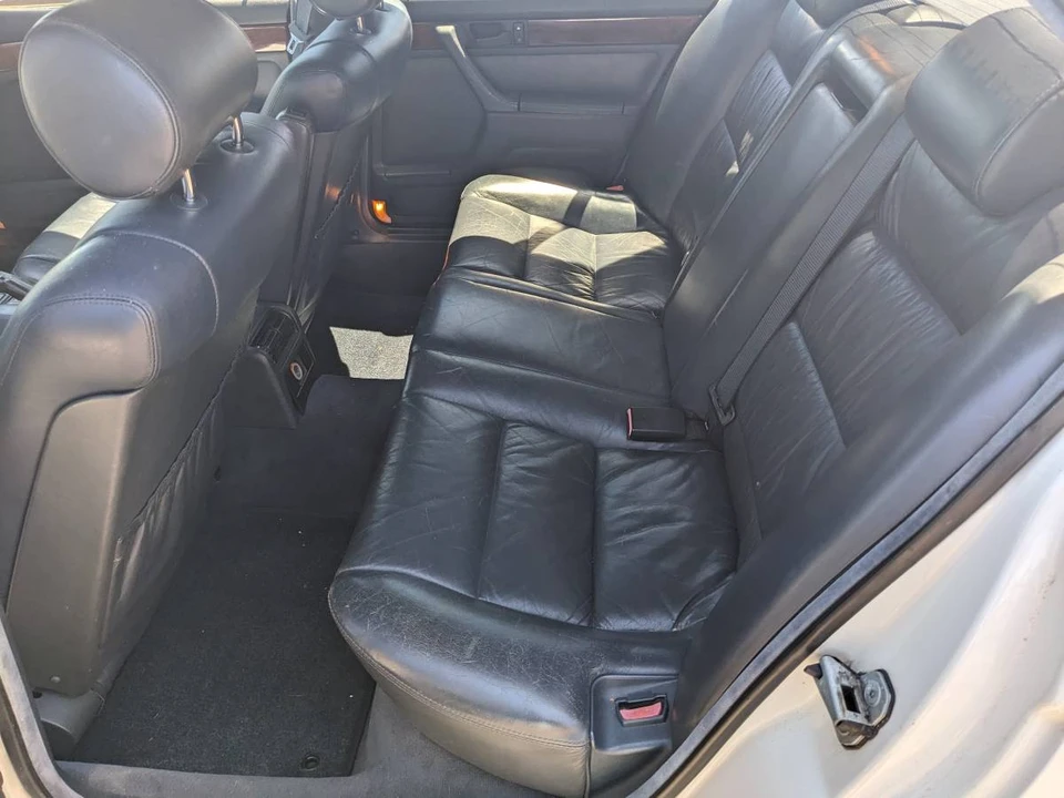 1989 BMW E32 7 Series - Image 8 of 8