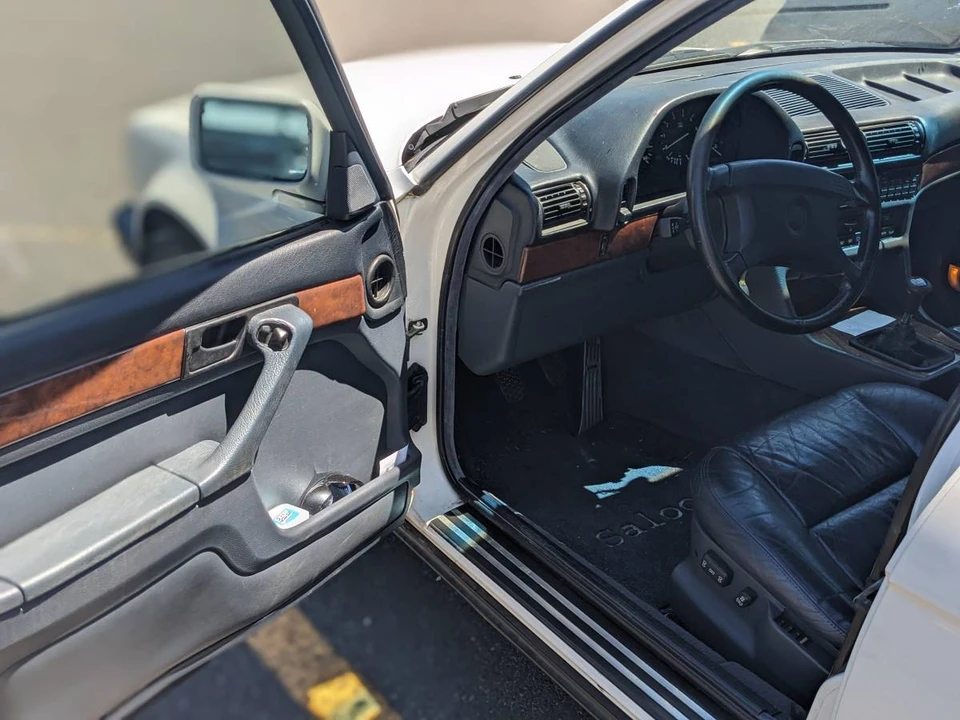 1989 BMW E32 7 Series - Image 5 of 8
