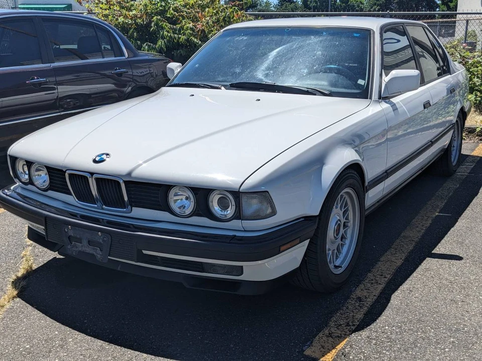 1989 BMW E32 7 Series - Image 2 of 8