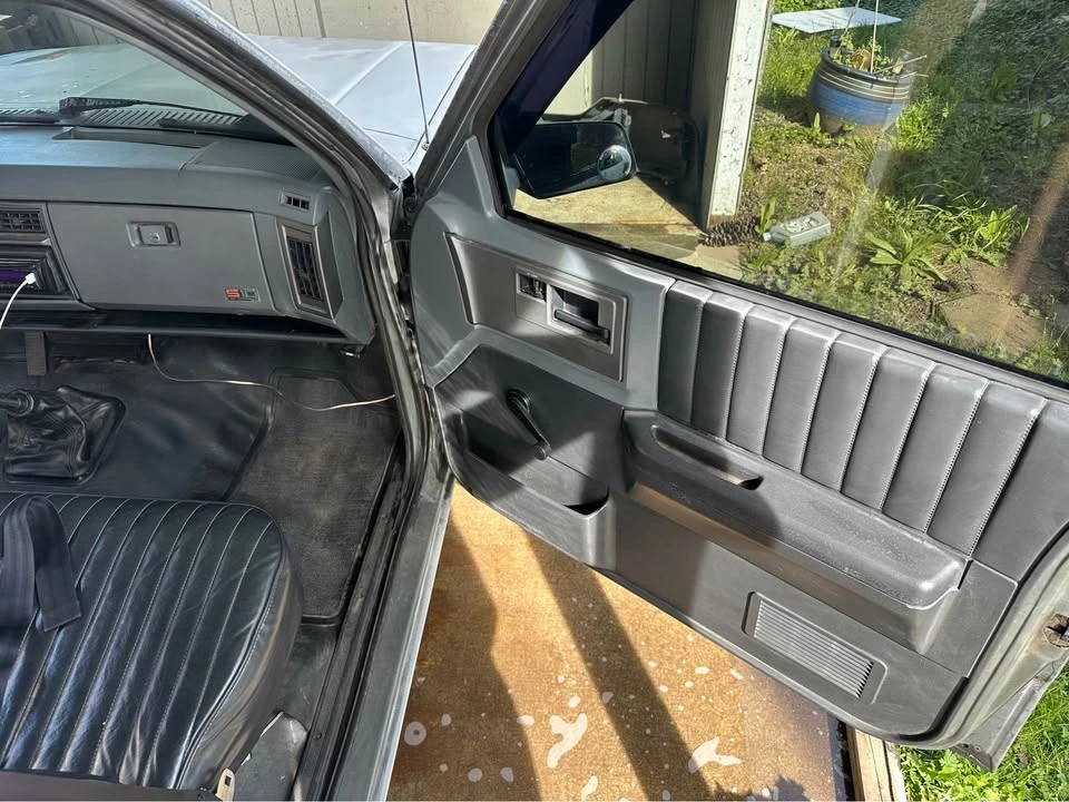 1989 Chevrolet S-10 - Image 9 of 10