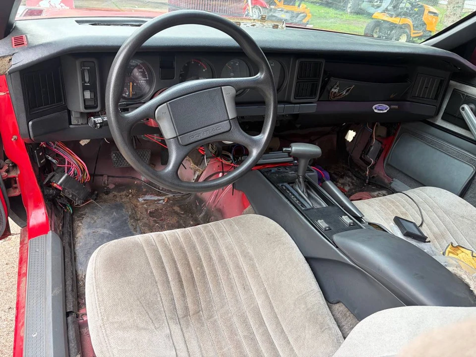 1989 Pontiac Firebird Formula 3rd Gen - Image 12 of 12